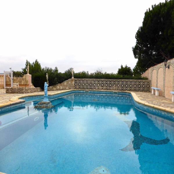 Offres de vente Villa Narbonne 11100